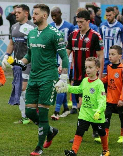 Maresfield Dynamo U8s Enjoy Opportunity to be Mascots for Lewes FC