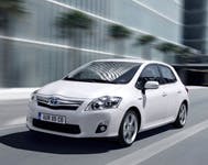 Britain Delivers Toyota’s 400,000th Hybrid in Europe