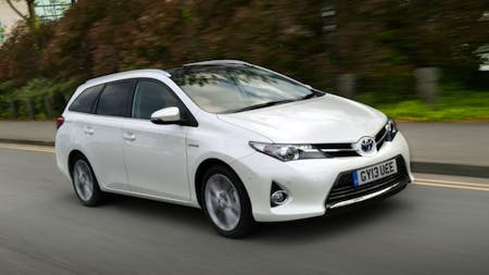Third successive Green Brands win for Toyota