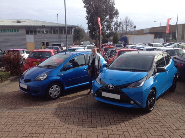 Aygo Fan Part Exchanges Old for New at SLM Toyota Uckfield