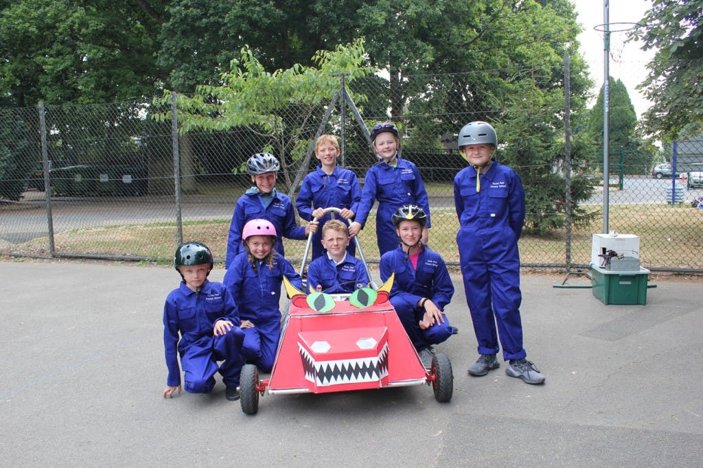 SLM Toyota Uckfield Sponsors Rocks Park School At Grand-Prix