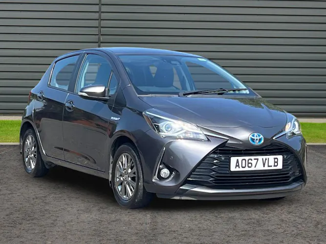 2017 TOYOTA YARIS 1.5 VVT H ICON TECH HATCHBACK 5DR PETROL HYBRID E CVT 1.5... photo